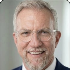 Ed Holmes headshot